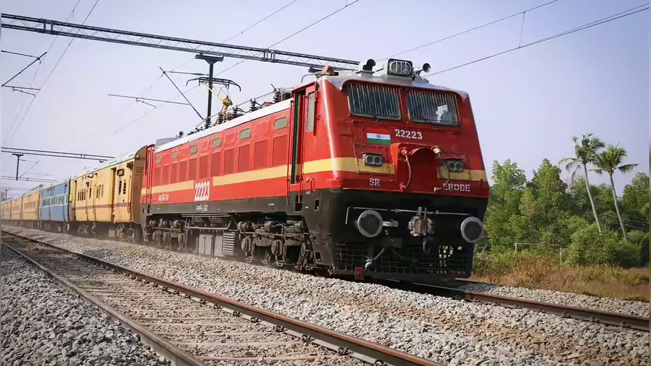 Indian Railways: ఆర్‌ఏసీ టికెట్‌కు పూర్తి ఛార్జీ ఎందుకు చెల్లించాలి..? రీజన్ ఇదేనట.. రైల్వేశాఖ క్లారిటీ ఇచ్చేసింది..