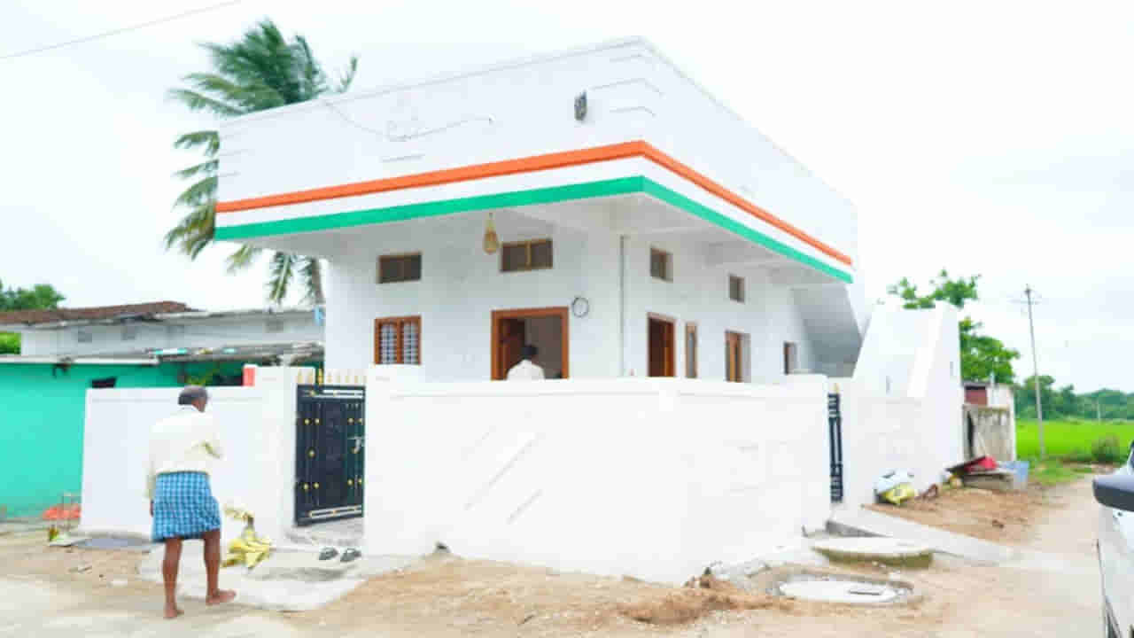 Hyderabad: గ్రేటర్ హైదరాబాద్ పరిధిలో ఇందిరమ్మ ఇళ్ల నిర్మాణం.. 7 చోట్ల స్థలాలు గుర్తింపు..!