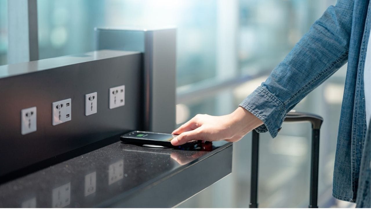 Laptop Or Computer Usb Port (1)