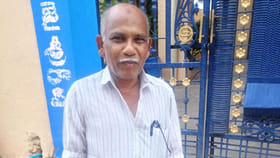 25 ఏళ్ల తర్వాత అప్పు తీర్చేందుకు కేరళ నుంచి ధర్మపురికి...