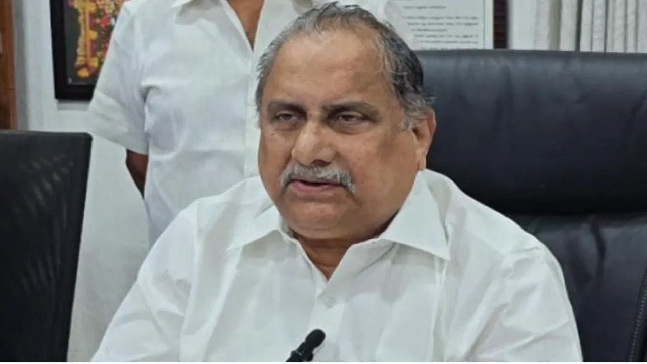 Mudragada: అధికార లాంచనాలతో ముద్రగడ అంత్యక్రియలు.. అధికారులకు ప్రభుత్వం కీలక ఆదేశాలు