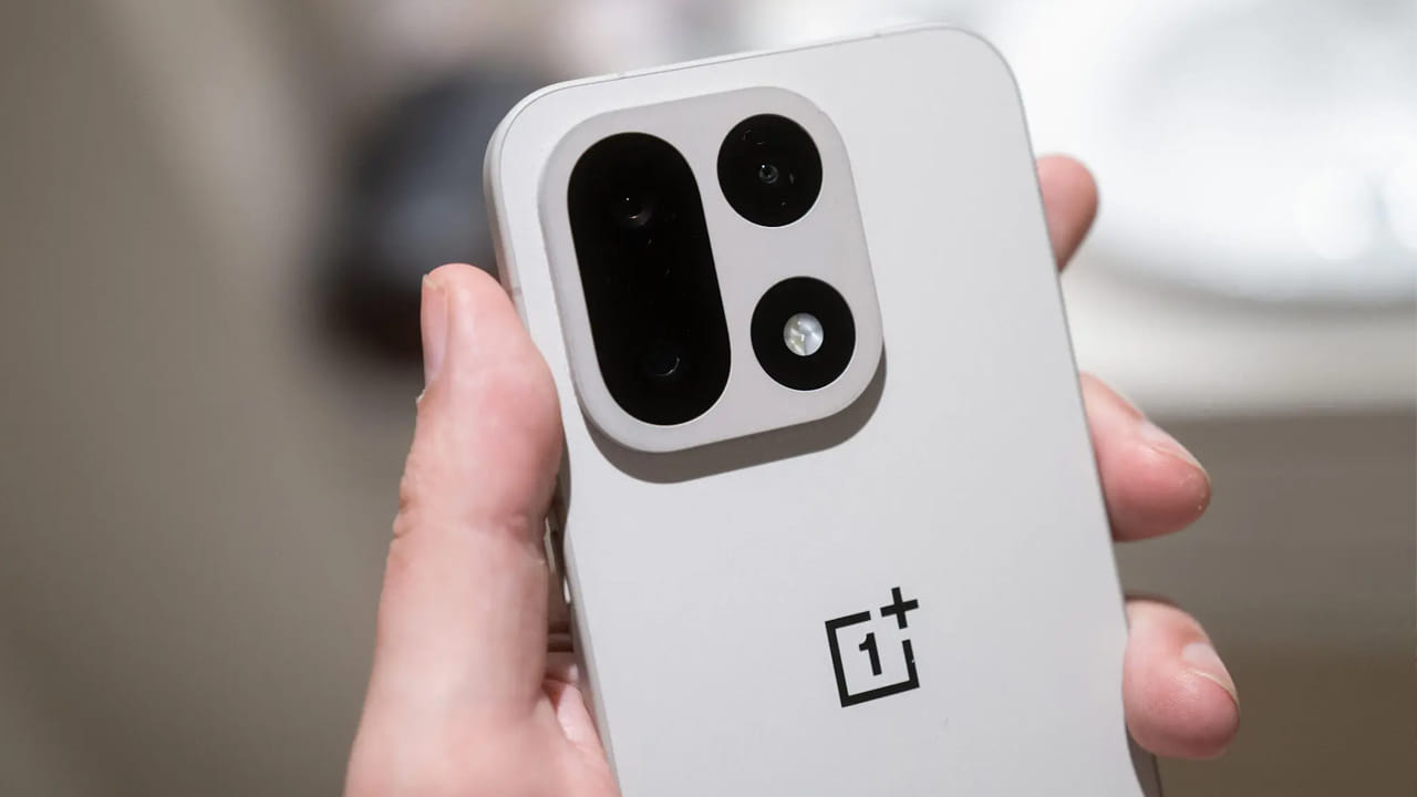 OnePlus: వన్ప్లస్ మూతపడుతోందా? వచ్చే ఏడాది నాటికి భారతదేశంలో దుకాణం బందేనా?