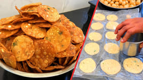 రేషన్ బియ్యంతో చెక్క గారెలు.. ఎగబడి తినేస్తారు మీ పిల్లలు