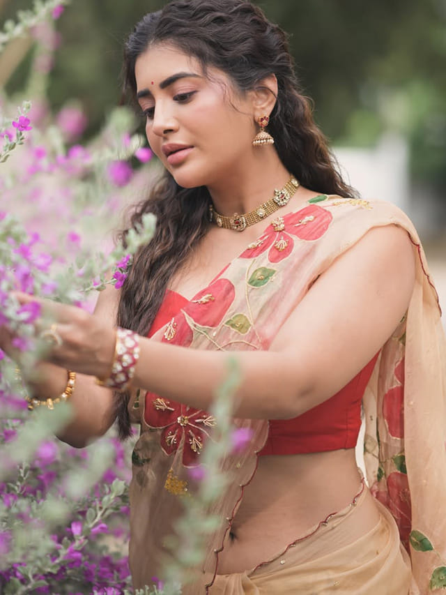 లక్కీ ఛాన్స్ కొట్టిన రాశి సింగ్.. ఇక ముద్దుగుమ్మ లైఫ్ సెట్
