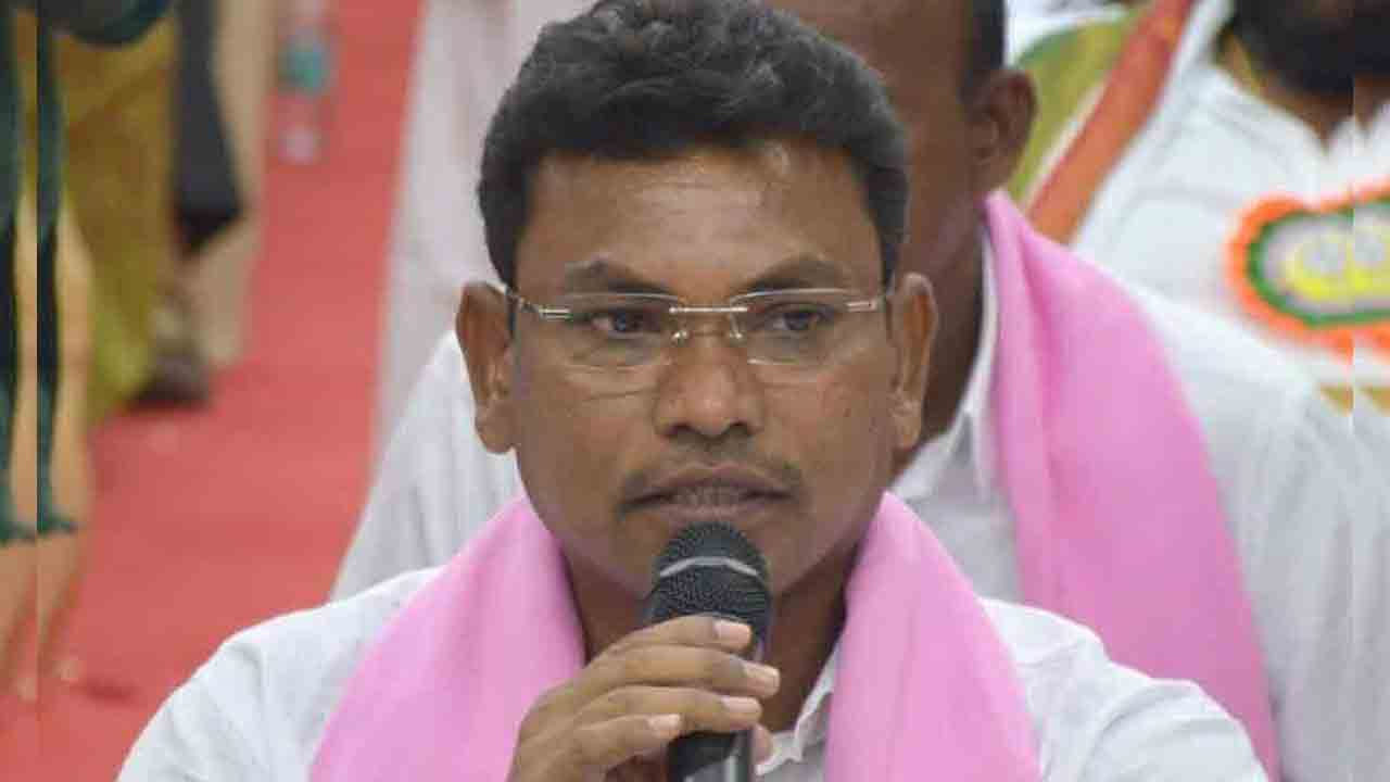 Hyderabad: పెళ్లి పేరుతో వంచన.. బీఆర్ఎస్ మాజీ ఎమ్మెల్యేపై లైంగిక వేధింపుల కేసు.. !