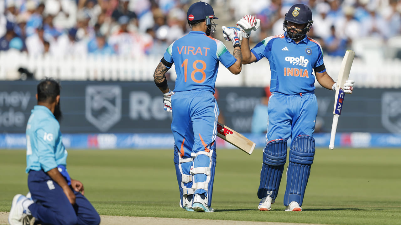 Rohit Sharma: రిటైర్ అవ్వమన్నారు కదరా.. సెంచరీతో బదులిచ్చాడు! రోహిత్ మాస్ బ్యాటింగ్