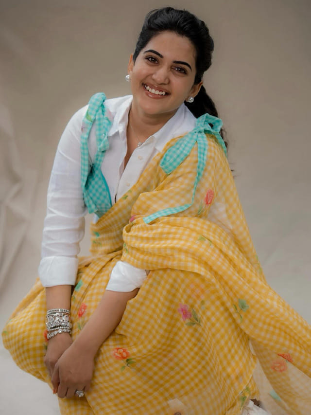 స్రవంతి జబర్దస్త్ లుక్స్.. కాకరేపుతున్న ముద్దుగుమ్మ పిక్స్