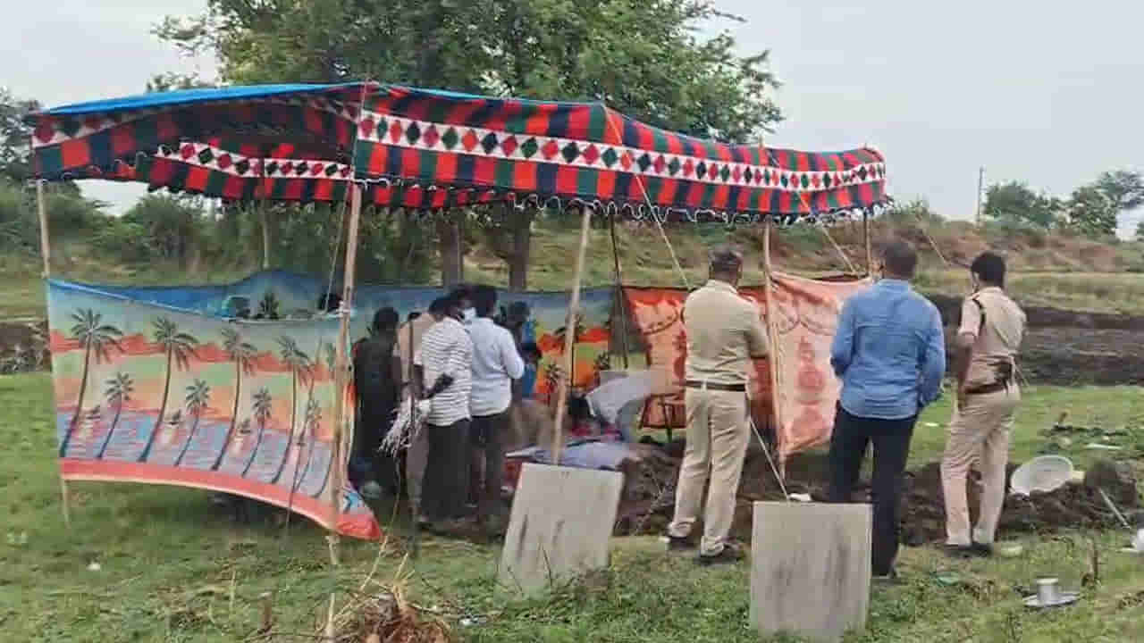ఆ కంగారు వెనుక కథేంటి? బాలిక అంత్యక్రియల తర్వాత బయటపడ్డ షాకింగ్ ట్విస్ట్..!