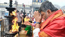 తిరుమలలో కర్ణాటక ప్రముఖులకు తొలి హారతి వీక్షణ అవకాశం.. సీఎం..
