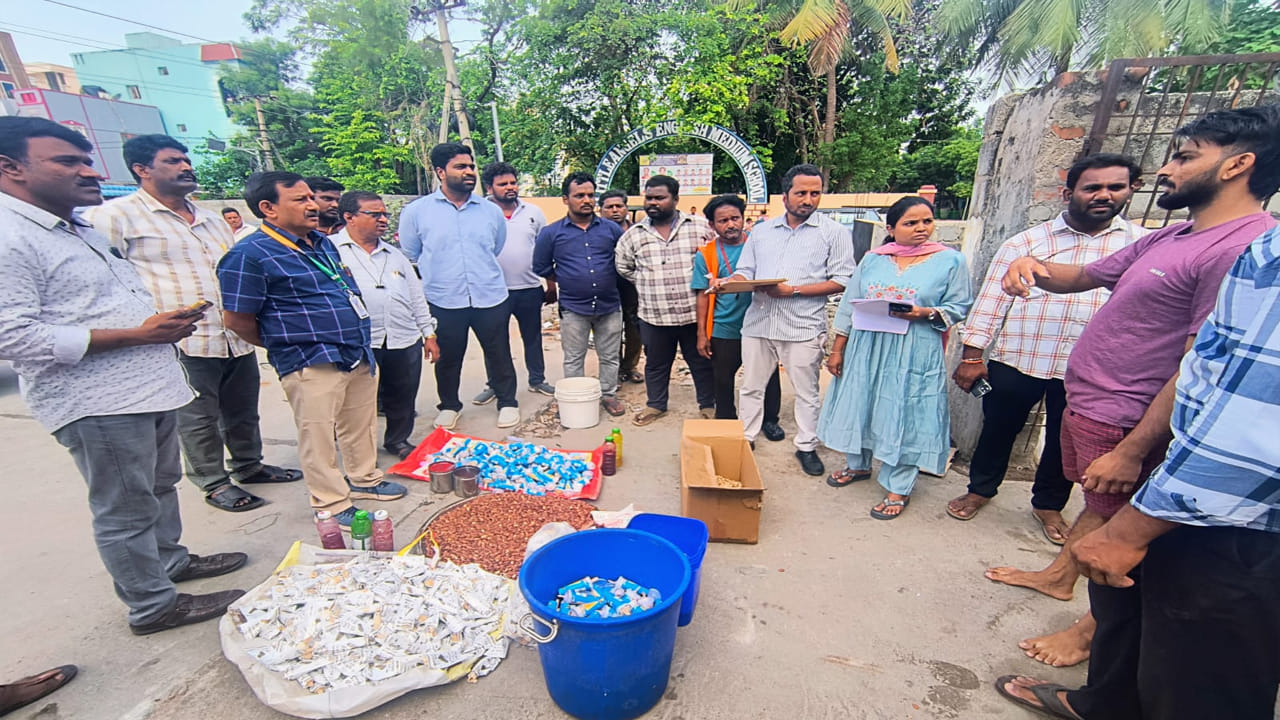 జిల్లా కలెక్టర్ ఆదేశాల మేరకు కార్పొరేషన్, ఫుడ్ సేఫ్టీ అధికారుల సంయుక్త దాడుల్లో ఎన్నో చేదు నిజాలు బయటపడ్డాయి.  కేశవాయనగుంటలోని బాలాజీ ఐస్ క్రీమ్, ఫలుడా తయారీ కేంద్రాల్లో పాడైన బాదంపప్పు, గడువు ముగిసిన కోన్ ఐస్ క్రీములు గుర్తించిన అధికారులు.. పాడైన, కాలం చెల్లిన ఐస్ క్రీములను డంపింగ్ యార్డ్‌కు తరలించారు. ఐస్ క్రీమ్ తయారీ కేంద్రాలను మూసివేసి యాజమాన్యంపై కేసు నమోదు చేసారు. 