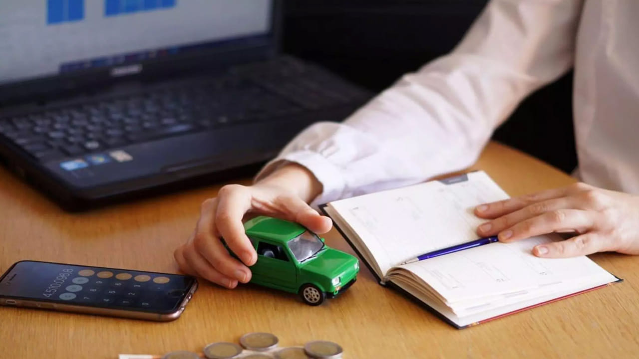 Vehicle Insurance: వర్షాకాలంలో వెహికల్ దెబ్బతింటే ఇన్సూరెన్స్ వర్తిస్తుందా..? నిపుణులు ఏమంటున్నారంటే..?