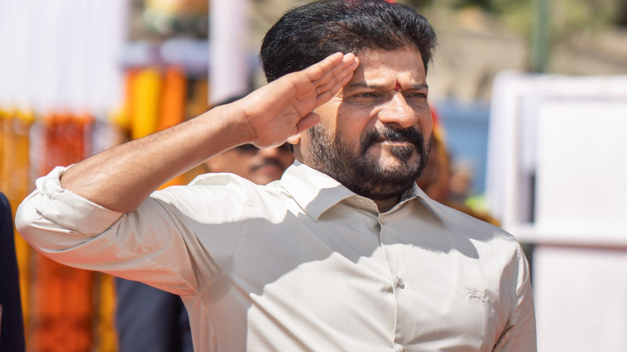 రాజకీయానికి శ్రీకారం చుట్టిన నేల.. మిడ్జిల్లో సీఎం రేవంత్ భావోద్వేగ పర్యటన..!