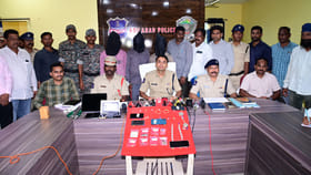 కుక్కర్లు అమ్మేవారిలా వచ్చి కోట్ల చోరీలు! అంతర్జాతీయ దొంగల ముఠా..