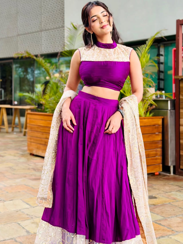 సాలిడ్ హిట్ పడితే మాత్రం ఈ అమ్మడిని ఎవ్వరూ ఆపలేరు..