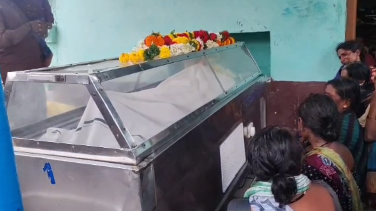 Andhra Pradesh: రీ సర్వే మహిళా ప్రాణం తీసిందా! కర్నూలు జిల్లాలో ఉద్రిక్తత