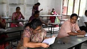 రేపట్నుంచే బడి టీచర్లకు స్పెషల్ TET 2026 పరీక్షలు.. గట్టెక్కుతారా