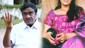 కాలు మీద కాలు వేసుకుని కూర్చుంటుంది..