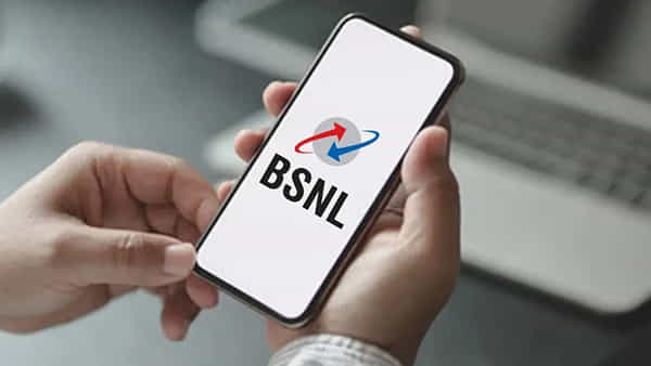 BSNL: కేవలం రూ.51కే నెల రోజుల పాటు అన్లిమిటెడ్ కాల్స్, ఇంటర్నెట్.. BSNL అదిరిపోయే ఆఫర్..