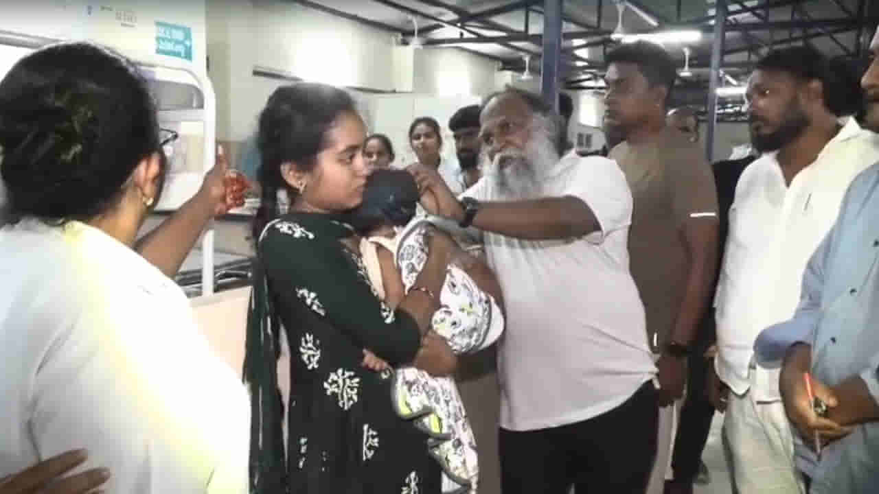 అర్థరాత్రి ఆపదలో ఉన్న తల్లీబిడ్డకు అండగా.. మానవత్వం చాటుకున్న మాజీ ఎమ్మెల్యే జగ్గారెడ్డి