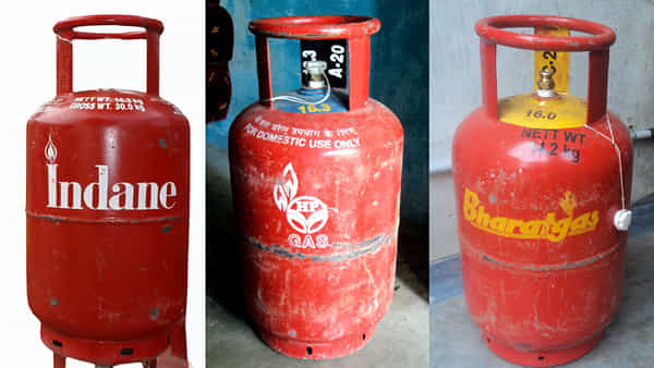 LPG Gas E-Kyc: గ్యాస్ ఈకేవైసీ ఇంకా పూర్తి చేయలేదా..? మీ మొబైల్లోనే సింపుల్గా ఇలా చేయొచ్చు.. సెకన్లలోనే పని పూర్తి..