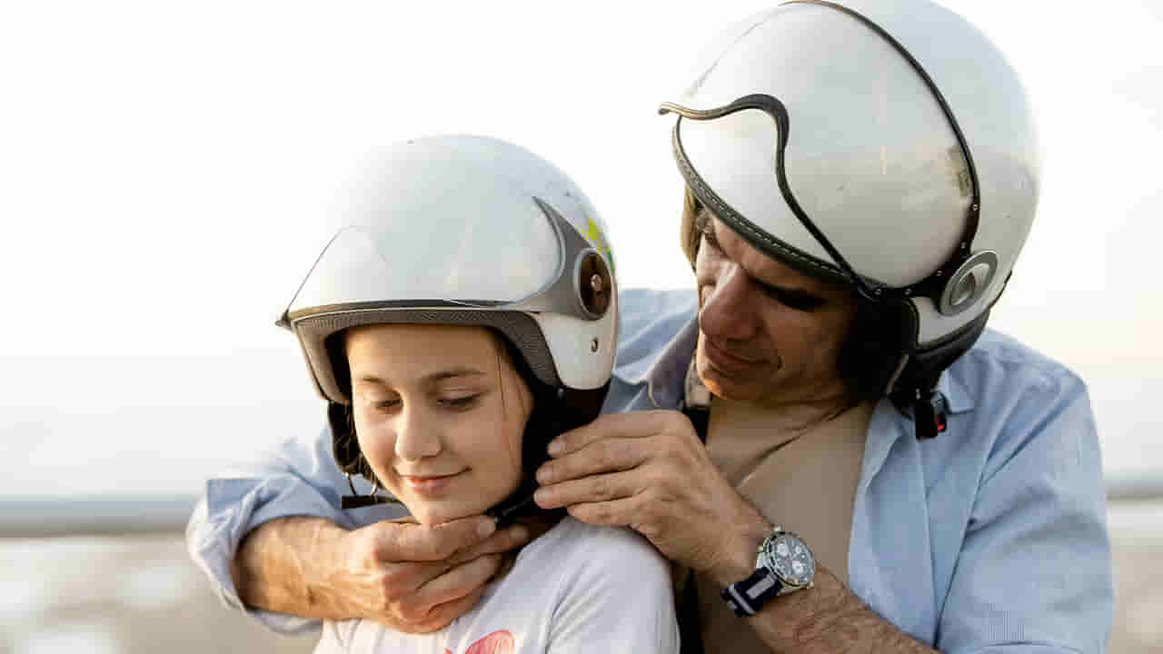 Helmet Safety: మీ హెల్మెట్కు కూడా గడువు తేదీ ఉంటుందని మీకు తెలుసా? పాత హెల్మెట్ను ఎప్పుడు..?