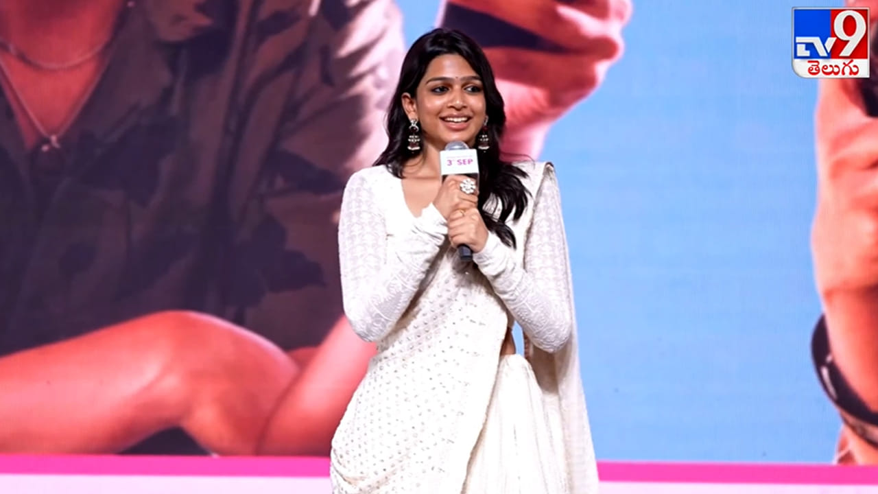 ప్రతి రోజూ రోమాంచకం ఫీల్ మా అందరిలో ఉండేది: అనంతిక సనిల్ కుమార్