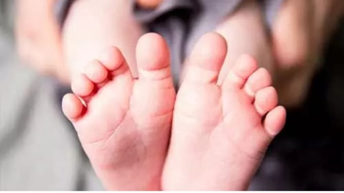 ఛీ..నువ్వు తల్లివేనా.. మద్యం మత్తులో చిన్నారిని ఏం చేసిందంటే?