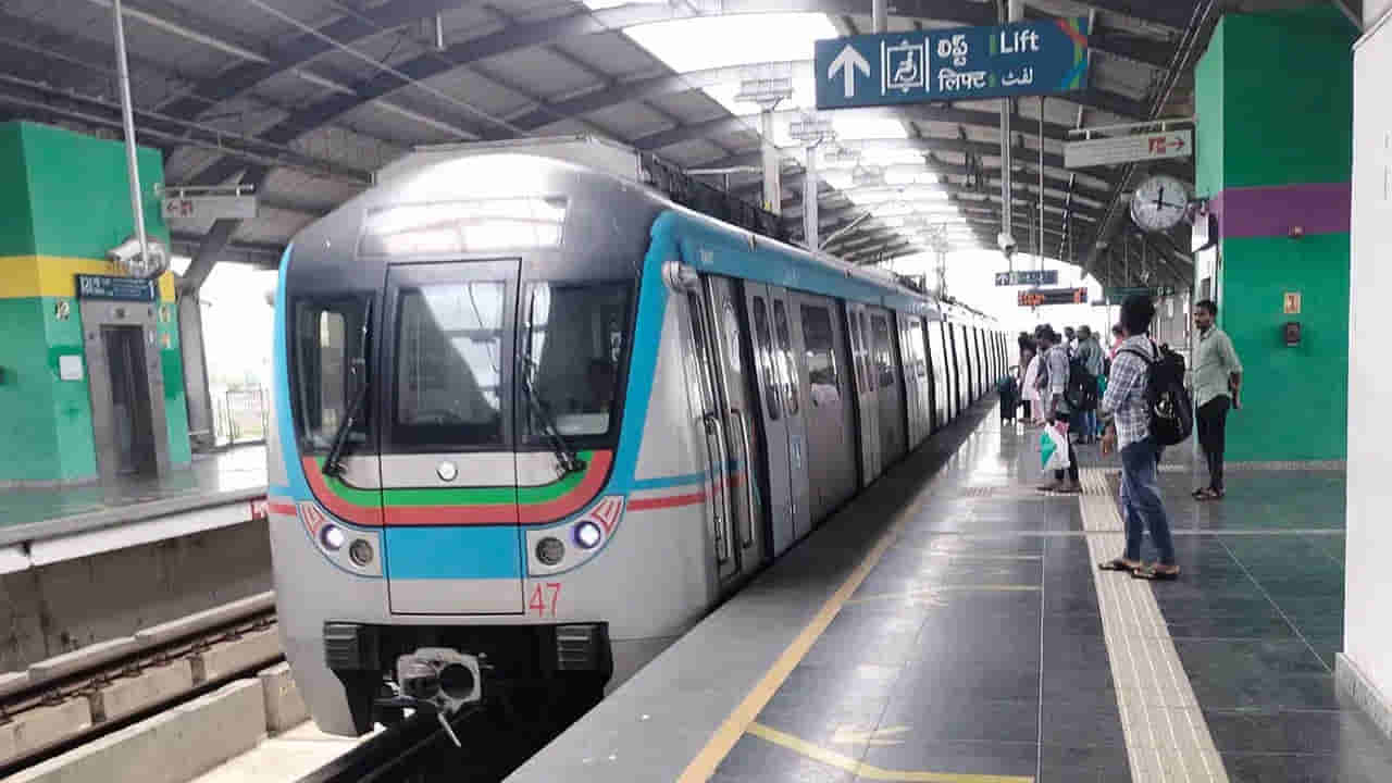 Hyderabad: పాతబస్తీ నుంచి ఎయిర్పోర్ట్ దాకా.. హైదరాబాద్ మెట్రో రెండో దశ పనుల్లో కీలక అడుగు..