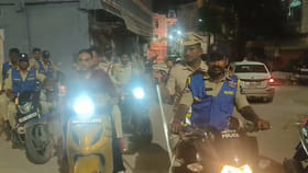 పోలీసుల తనిఖీలు సరే.. మరి వీటికి అనుమతులెక్కడవి?