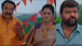 పేరు, గోత్రం లేని అనాథను.. పూజారితో రామరాజు..