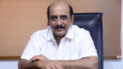 ఆ హీరోకి నువ్వు పెద్ద స్టార్ అవుతావు అని ముందే చెప్పా..