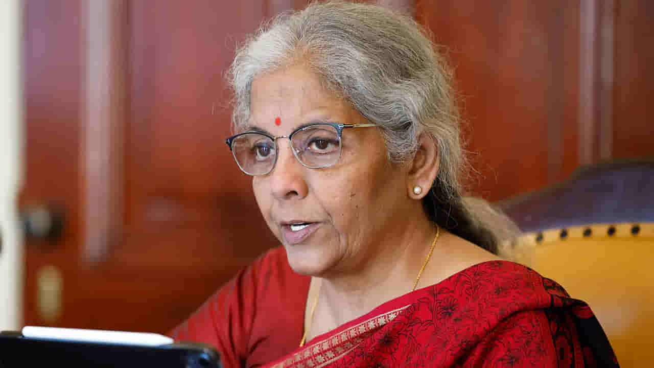 UPI: యూపీఐ లావాదేవీలపై ఛార్జీలు.. కాంగ్రెస్ విమర్శలకు నిర్మలా స్ట్రాంగ్ కౌంటర్