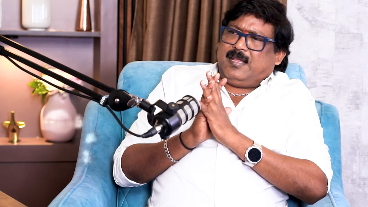 Tollywood : ఆ హీరో నా దేవుడు.. ఆయనతో నా బాండింగ్ ఎవరికీ చెప్పలేను.. టాలీవుడ్ నటుడు..