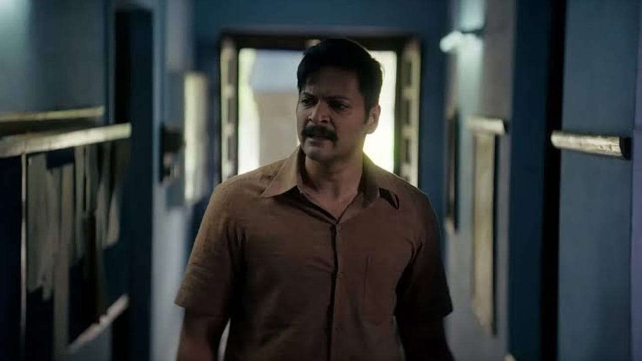 జూన్ 12న ప్రపంచవ్యాప్తంగా విడుదలైన ఈ సిరీస్, నైతికత, నేరం, న్యాయం వంటి విషయాలలోని సంక్లిష్టతలను ఎంతో సున్నితంగా వివరిస్తుంది. ఈ సీరియల్లో నటుడు అలీ ఫజల్ తన కెరీర్లోనే అత్యుత్తమ పాత్రను పోషించారు. అలాగే, తల్లి పాత్రలో నటి సోనాలి బెంద్రే కూడా చక్కగా నటించారు. ఇందులో ఆమిర్ బషీర్ తండ్రి పాత్రను పోషిస్తుండగా, ఆకాష్ మఖిజా , రామ్దీప్ యాదవ్ ప్రతినాయక పాత్రలను పోషించారు. ప్రతి నటుడు ప్రేక్షకులను ఎంతగానో ఆకట్టుకున్నారు.