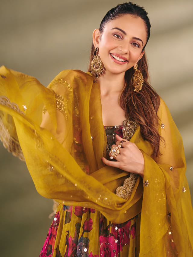 ఆ ఒక్క కారణంతోనే మొదటి సినిమాలో నటించ – రకుల్ ప్రీత్