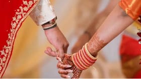 ప్రేమించుకున్నారు.. పెద్దలను ఎదురించి పెళ్లి చేసుకున్నారు..