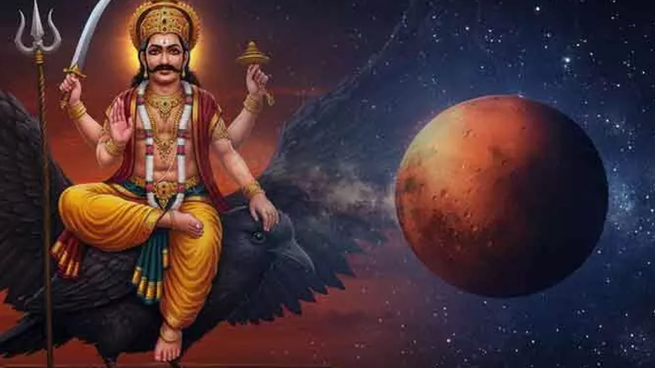 మరి అసలు సడే సతి అంటే, జాతకంలో చంద్రుడు ఏ రాశిలో ఉంటే అది మన జన్మ రాశి. ఆ రాశికి శని వచ్చినప్పుడు సడేసాతి మొదలవుతుంది. ఇది ఏడున్నర సంవత్సరాలు కొనసాగుతుంది. దీనిని శని దోష కాలం అంటారు. ఈ సమయంలో అనేక ఇబ్బందులు ఎదుర్కోవాల్సి వస్తుంది. ముఖ్యంగా ఈ సమయంలో శని కర్మల ఆధారంగా ఫలితాలను ఇవ్వడం జరుగుతుంది. దీంతో అవమానాలు, అపనిందలు ఎదుర్కునే ఛాన్స్ ఉంటుంది.