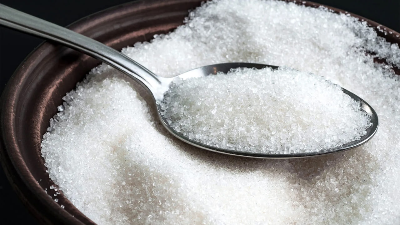 Sugar Prices: చక్కెర ధరలకు కళ్లెం.. 10 లక్షల టన్నుల చక్కెర దిగుమతికి ప్రభుత్వం గ్రీన్సిగ్నల్!