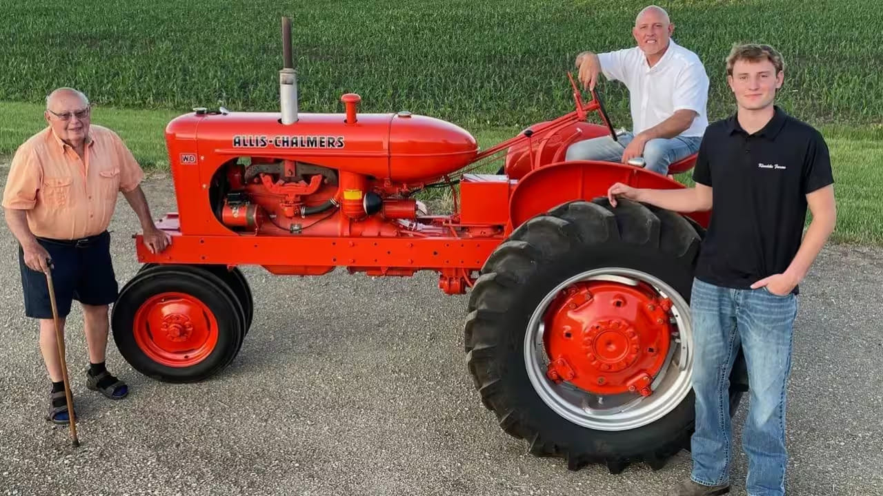 Vintage Tractor Family Heri