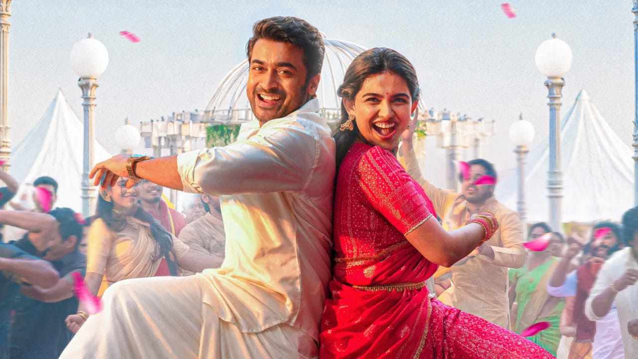 ఈ చిత్రానికి మంచి ఆరంభం లభించింది. మొదటి రోజు ఈ చిత్రం భారత బాక్సాఫీస్ వద్ద రూ. 15.35 కోట్లు వసూలు చేసింది. రెండవ రోజు వసూళ్లు గణనీయంగా పెరిగాయి. ఈ సంఖ్య రూ. 22.25 కోట్లకు చేరుకుంది. మూడవ రోజు కూడా ప్రేక్షకుల స్పందన కొనసాగింది. నాలుగు రోజుల్లో, ఈ చిత్రం భారతదేశంలో రూ. 65.95 కోట్ల నికర వసూళ్లు మరియు రూ. 76.27 కోట్ల స్థూల వసూళ్లు సాధించింది. వెంకీ అట్లూరి దర్శకత్వం వహించిన ఈ చిత్రంలో సూర్య ప్రధాన పాత్రలో నటించారు.
