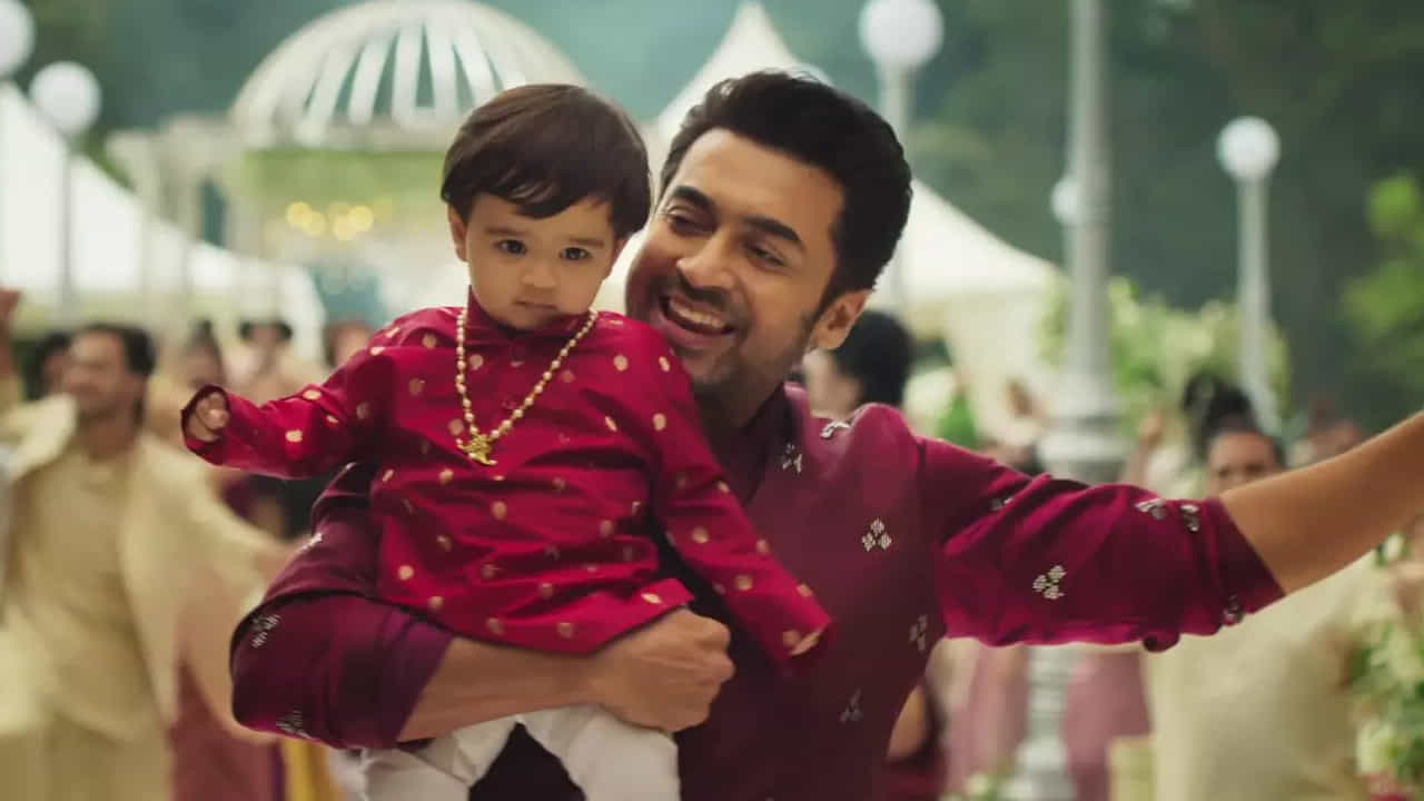 తమిళ, తెలుగు భాషల్లో విడుదలైన ఈ చిత్రం మొదటి వారంలో మంచి వసూళ్లు సాధించింది. ఇక రాబోయే రోజుల్లో ఈ సినిమా ఎంత పెద్ద విజయం సాధిస్తుందో చూడటం ఆసక్తికరంగా ఉంటుంది.బాక్సాఫీస్ వద్ద రూ. 300 కోట్లు వసూలు చేసిన సూర్య 'కరుప్పు' జీవితకాల వసూళ్లను 'విశ్వనాథ్ అండ్ సన్స్' అధిగమిస్తుందో లేదోనని అభిమానులు కూడా ఆసక్తిగా ఎదురుచూస్తున్నారు.