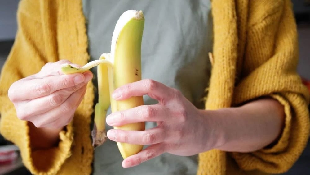 Health Tips: ఇన్నాళ్లు పొరపాటు చేశామా? అరటి పండు తిన్నవెంటనే నిళ్లు తాగడం సేఫేనా?