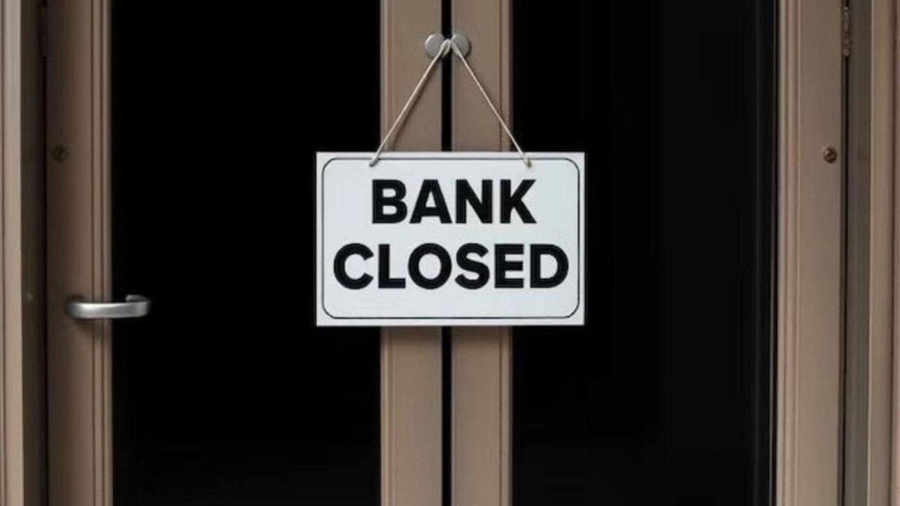 Bank Strike: కస్టమర్లకు బిగ్‌ అలర్ట్.. వరుసగా మూడ్రోజులు మూతబడనున్న బ్యాంక్‌లు!.. ఎదుంకంటే?
