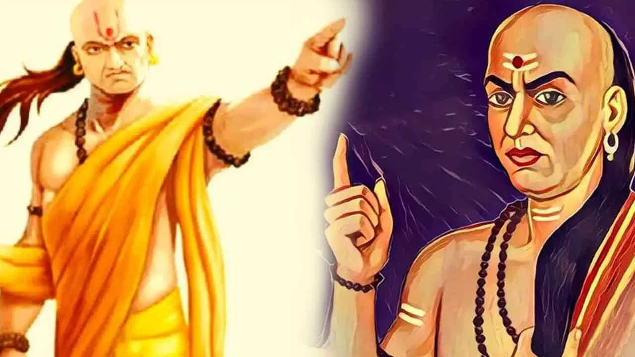 మీరు వివాహం చేసుకోబోయే వ్యక్తి ఇతరులతో ఎలా మాట్లాడుతాడు, వారితో ప్రవర్తించే విధానం గురించి తెలుసుకోవాలి. స్నేహితులు, తల్లిదండ్రులు, సహోద్యోగులతో ఉండే విధానం , మాట్లాడే విధానం గమనించాలి. ఇతరులను వారి అభిప్రాయాలను గౌరవిస్తాడా ? లేదా అని తెలుసుకోవాలి. దాని వలన అసలైన వ్యక్తిత్వం తెలుస్తుందంట.
