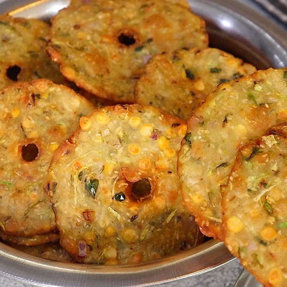 Crispy Sorakaya Rava Vada (4)