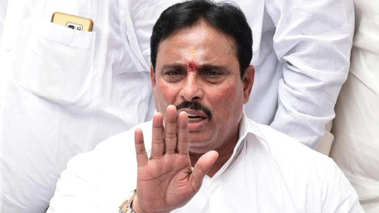 దానం నాగేందర్‌కు హైకోర్టులో షాక్.. ఎమ్మెల్యేగా అనర్హత వేటు!