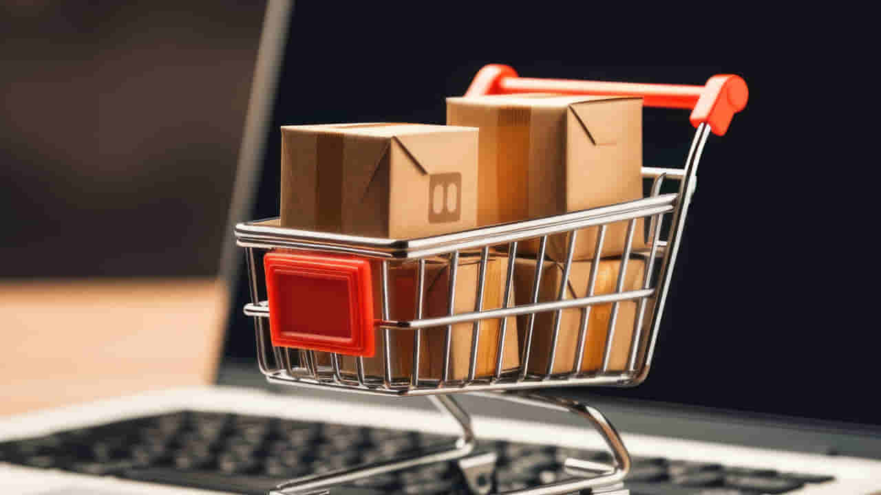 Shopping: ఆన్లైన్లో షాపింగ్ చేస్తున్నారా..? కేంద్రం కొత్త రూల్స్.. ఇక నుంచి అలాంటి మోసాలు ఉండవ్..