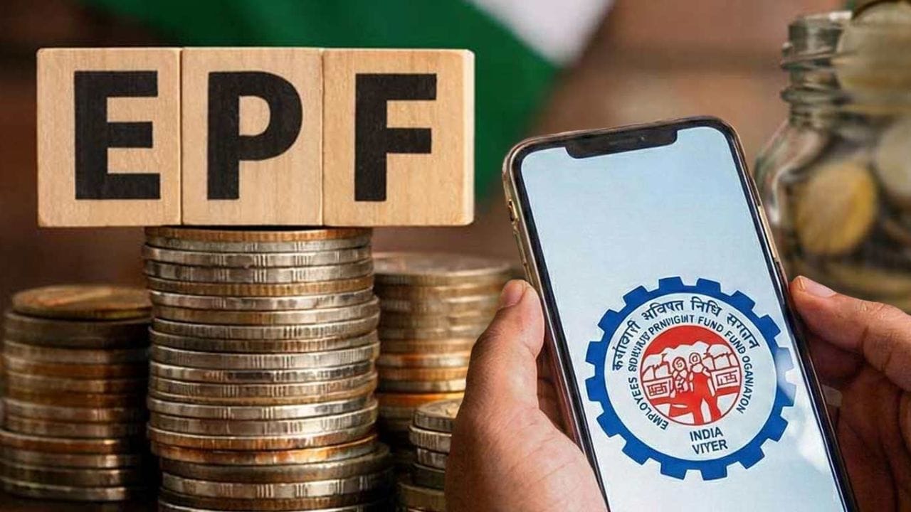 అంటే, రూ. 25,000 జీతంతో, మీ నెలవారీ వాటా రూ. 3,000 ఉంటుంది. ప్రతి సంవత్సరం జీతం పెరిగే కొద్దీ, EPFలో జమ అయ్యే మొత్తం కూడా పెరుగుతుంది. యజమాని చెల్లించే మొత్తం 12 శాతం వాటాలో, 3.67 శాతం ఉద్యోగి EPF ఖాతాకు వెళ్తుంది. మిగిలిన 8.33 శాతం సాధారణంగా ఉద్యోగుల పెన్షన్ పథకానికి వెళ్తుంది.