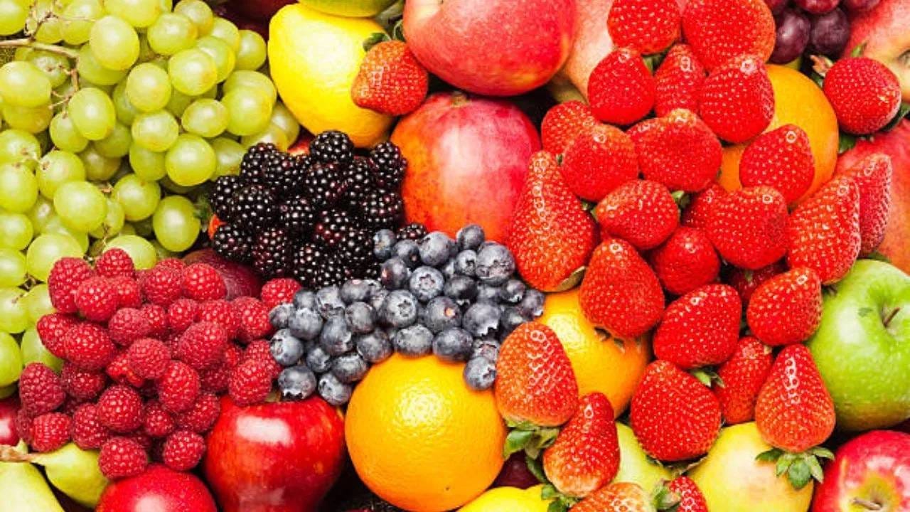 Constipation Diet: మలబద్ధకానికి చెక్ పెట్టాలా..? ఈ పండ్లను మీ డైట్లో చేర్చుకోండి!