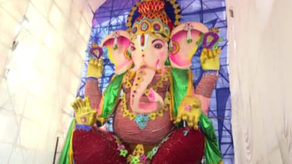 భక్తి ముసుగులో భారీగా వ్యాపార కార్యకలాపాలు